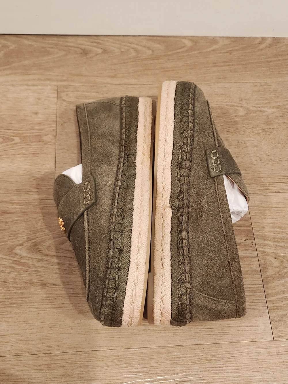 NWT Tory Burch Seaside Olive Green Suede Espradrille Double T Loafers Women's 6